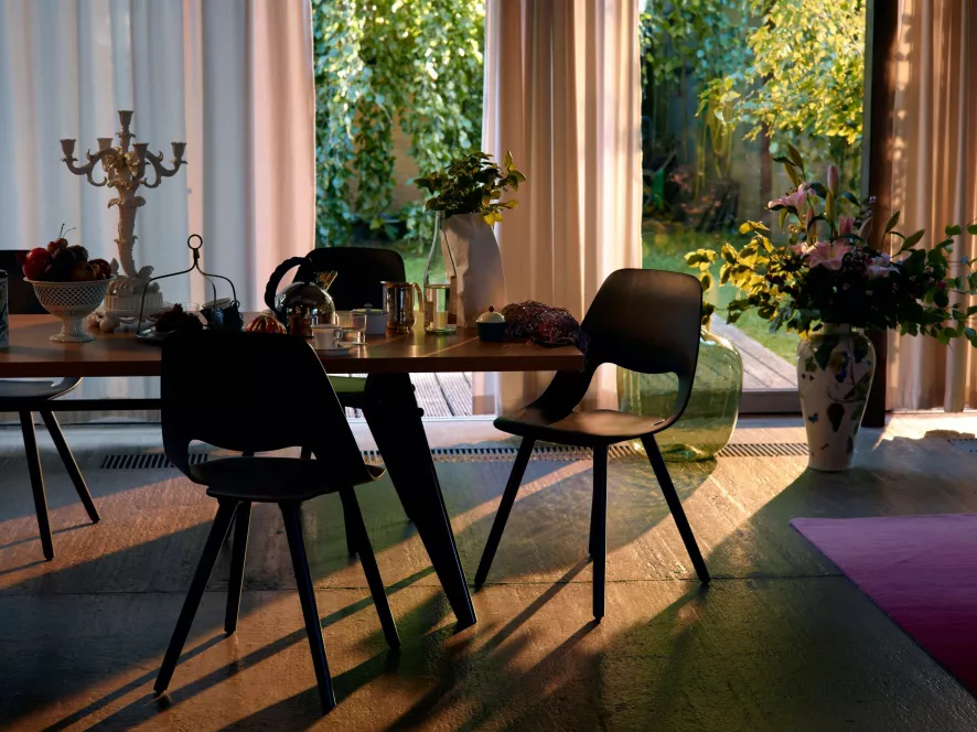 Vitra EM Table Tafel 200x90 Massief Eiken, Ecru 7 Vitra EM Table Tafel 200x90 Massief Eiken, Ecru - Afbeelding 7