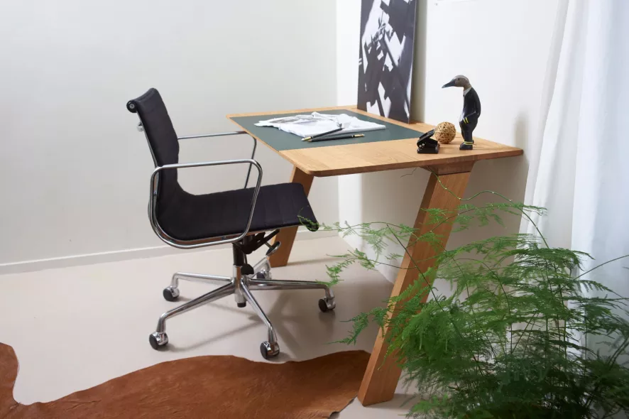 Vitra EA 117 Bureaustoel Hopsak Zwart, Verchroomd, Harde Wielen 10 Vitra EA 117 Bureaustoel Hopsak Zwart, Verchroomd, Harde Wielen - Afbeelding 10