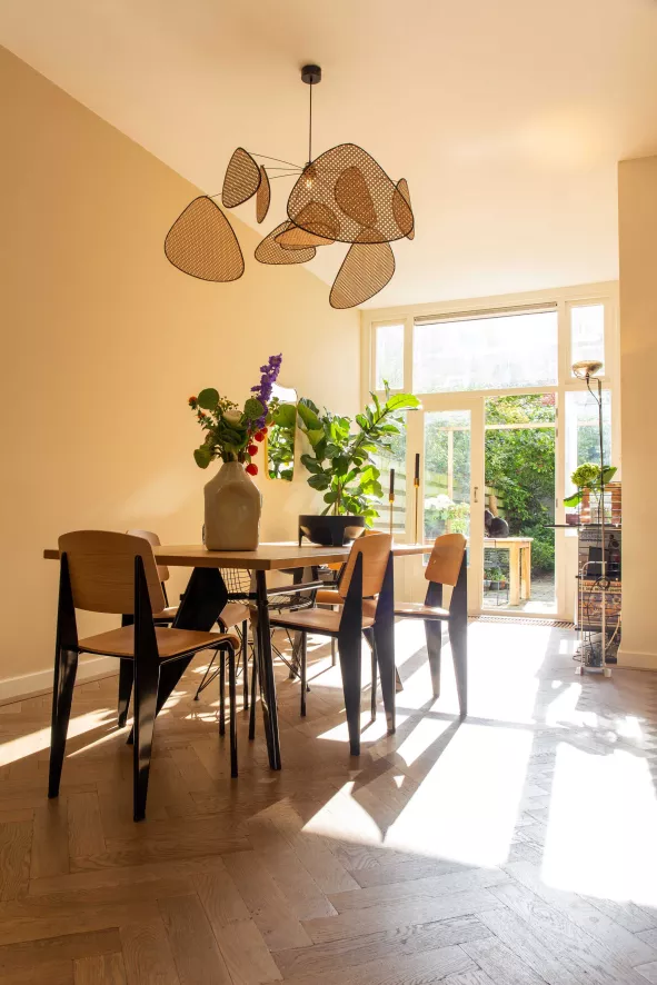 Vitra EM Table Tafel 200x90 Massief Eiken, Ecru 19 Vitra EM Table Tafel 200x90 Massief Eiken, Ecru - Afbeelding 19