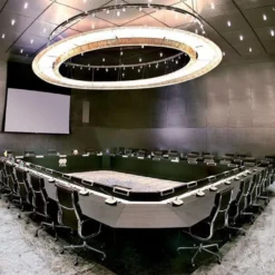 Vitra EA 219 Bureaustoel Leder Nero,onderstel Gepolijst -Vitra Verkoopwinkel x886x886 ea219 sfeer 600x600.jpg.pagespeed.ic .G8a me4dcm