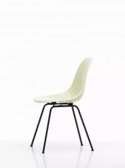 Vitra Eames DSX Fiberglass Stoel Zwart Onderstel, Parchment -Vitra Verkoopwinkel x886x886 eames fiberglass chair dsx stoel met verchroomd onderstel6.jpg.pagespeed.ic .2W0Jb1yS 0