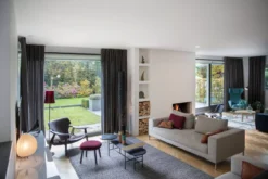 Vitra Akari 1N Tafellamp -Vitra Verkoopwinkel x886x886 flinders thuisproject castricum tuinzicht.jpg.pagespeed.ic .V0JQfryxAO 1