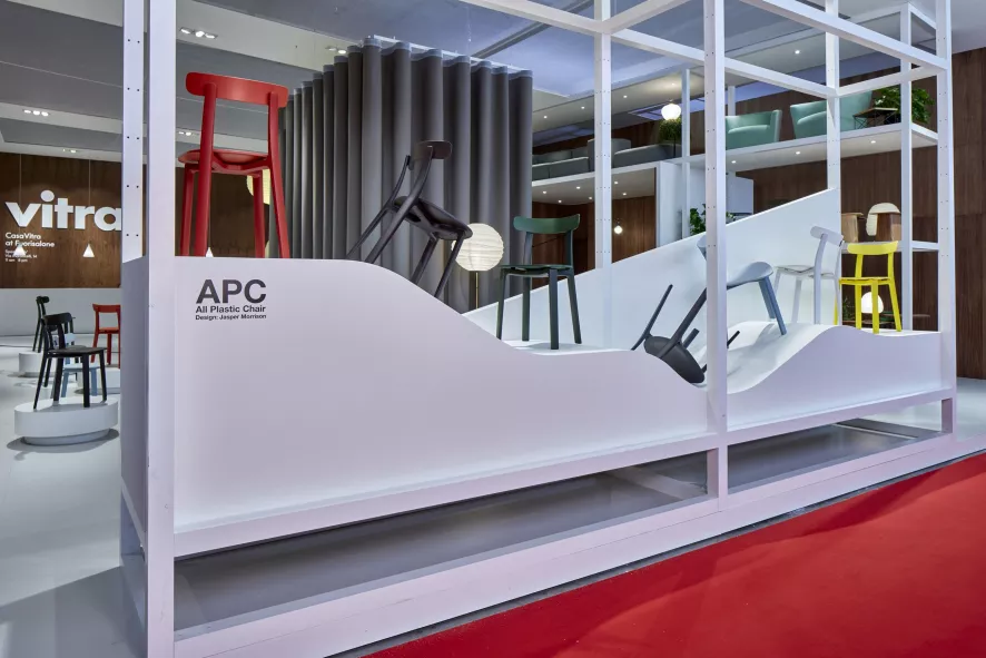 Vitra All Plastic Stoel Ice Grey Viltglijder 6 Vitra All Plastic Stoel Ice Grey Viltglijder - Afbeelding 6