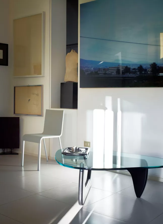 Vitra Noguchi Coffee Table Salontafel Notenhout 4 Vitra Noguchi Coffee Table Salontafel Notenhout - Afbeelding 4