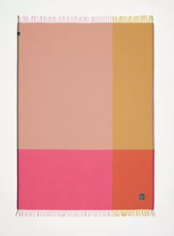 Vitra Colour Block Plaid 204x130 Bordeaux 25 Vitra Colour Block Plaid 204x130 Bordeaux -Vitra Verkoopwinkel x886x886 vitra colour block plaid13.jpg.pagespeed.ic .7 0aTwGGEx