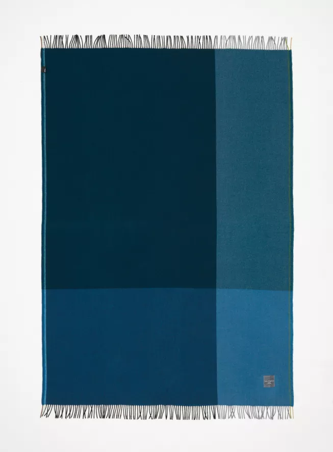 Vitra Colour Block Plaid 204x130 Bordeaux 6 Vitra Colour Block Plaid 204x130 Bordeaux - Afbeelding 6