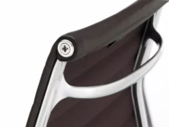 Vitra EA 104 Stoel Leder Nero, Onderstel Verchroomd 31 Vitra EA 104 Stoel Leder Nero, Onderstel Verchroomd -Vitra Verkoopwinkel x886x886 vitra ea 104 stoel verchroomd onderstel7.jpg.pagespeed.ic .ldwXr bgQR