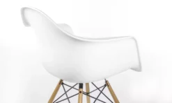 Vitra Eames DAW Stoel Geelachtig Esdoorn Onderstel, Wit 28 Vitra Eames DAW Stoel Geelachtig Esdoorn Onderstel, Wit -Vitra Verkoopwinkel x886x886 vitra eames daw stoel sfeer4.jpg.pagespeed.ic .fU46OJhdRU 1