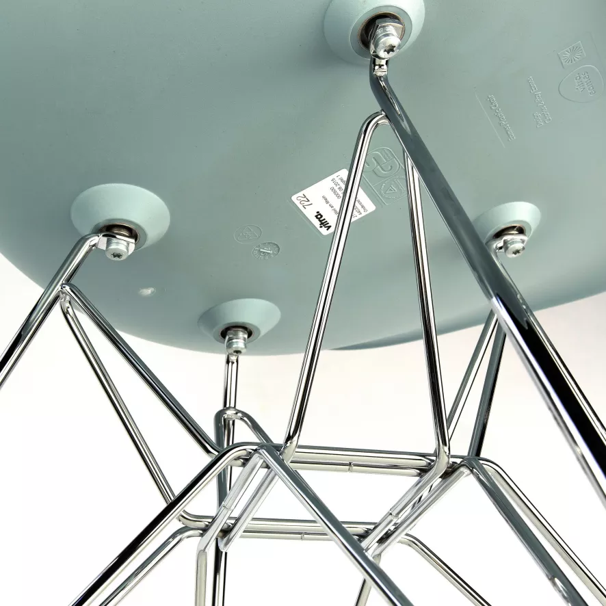Vitra Eames DAR Stoel Verchroomd Onderstel, Zacht Rose 2 Vitra Eames DAR Stoel Verchroomd Onderstel, Zacht Rose - Afbeelding 2