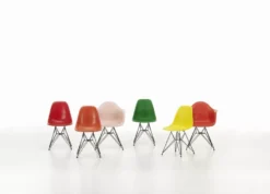 Vitra Eames DSX Stoel Zwart Gepoedercoat Onderstel, Helder Grijs -Vitra Verkoopwinkel x886x886 vitra eames dsr stoel met verchroomd onderstel nieuwe kleuren17.jpg.pagespeed.ic .KO9cAMigtU 3
