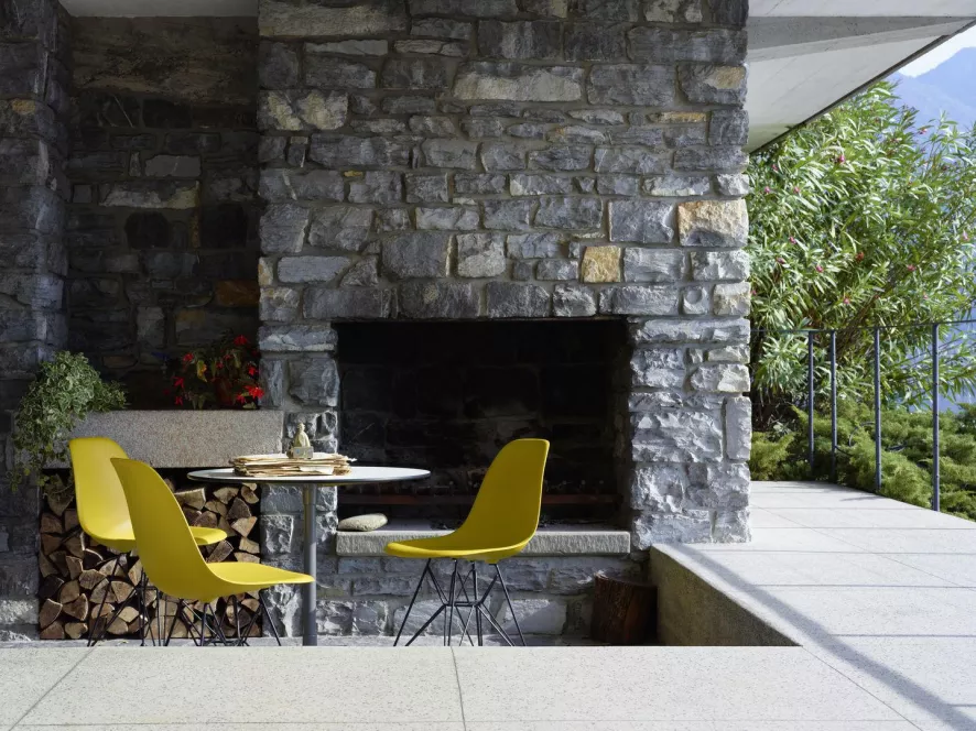 Vitra Eames DSR Stoel Zwart Gepoedercoat Onderstel, Graniet Grijs 11 Vitra Eames DSR Stoel Zwart Gepoedercoat Onderstel, Graniet Grijs - Afbeelding 11