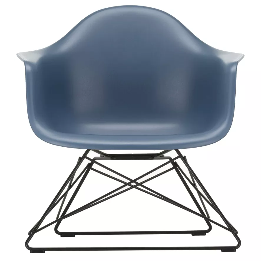 Vitra Eames LAR Loungestoel Zwart Onderstel, Zeeblauw 1 Vitra Eames LAR Loungestoel Zwart Onderstel, Zeeblauw