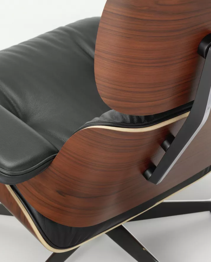 Vitra Eames Lounge Chair Met Ottoman Fauteuil (klassieke Afmetingen) Zwart 11 Vitra Eames Lounge Chair Met Ottoman Fauteuil (klassieke Afmetingen) Zwart - Afbeelding 11