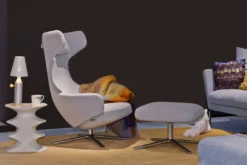 Vitra Grand Repos Loungestoel Met Ottoman, Leder Premium Camel -Vitra Verkoopwinkel x886x886 vitra grand repos loungestoel sfeer5.jpg.pagespeed.ic . Uv YCjcR7 3