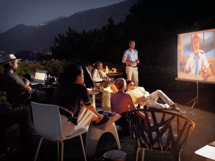 Vitra Metal Side Table Bijzettafel Outdoor Middel Ijsgrijs 3 Vitra Metal Side Table Bijzettafel Outdoor Middel Ijsgrijs - Afbeelding 3