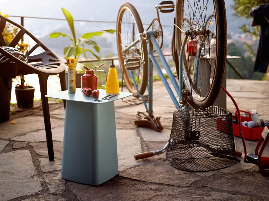 Vitra Metal Side Table Bijzettafel Outdoor Middel Ijsgrijs 7 Vitra Metal Side Table Bijzettafel Outdoor Middel Ijsgrijs - Afbeelding 7