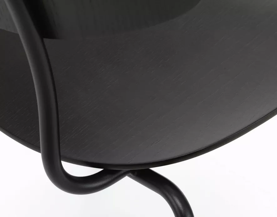 Vitra Tweedekansje - Moca Stoel Zwart Gepoedercoat Onderstel Naturel Eiken 13 Vitra Tweedekansje - Moca Stoel Zwart Gepoedercoat Onderstel Naturel Eiken - Afbeelding 13