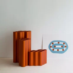 Vitra Nuage Vaas Medium Burnt Orange -Vitra Verkoopwinkel x886x886 vitra nuage vaas small34.jpg.pagespeed.ic .ToxCOqu 3B 7