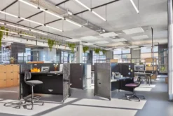 Vitra Rookie Bureaustoel Low Pink/Sierragrey, Grijs Onderstel 27 Vitra Rookie Bureaustoel Low Pink/Sierragrey, Grijs Onderstel -Vitra Verkoopwinkel x886x886 vitra rookie bureaustoel high f30 roze2.jpg.pagespeed.ic .gaVyiNsVDq