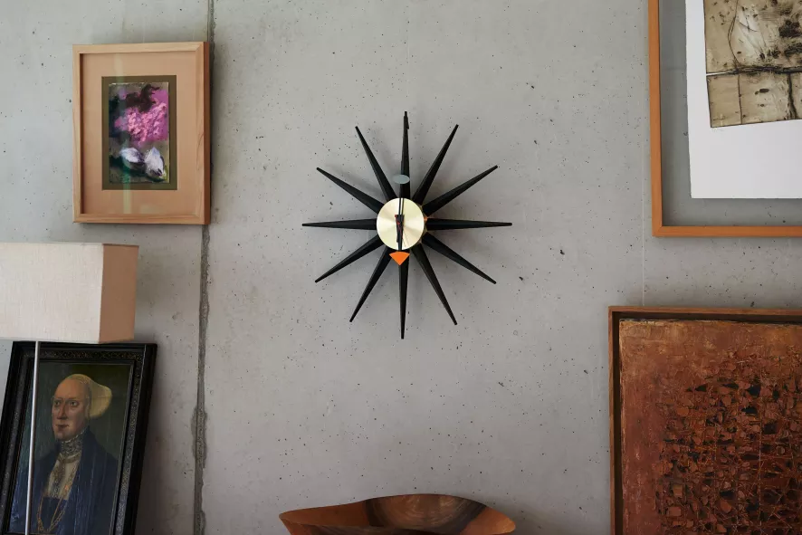 Vitra Sunburst Clock Klok Black Collection Ø47 8 Vitra Sunburst Clock Klok Black Collection Ø47 - Afbeelding 8